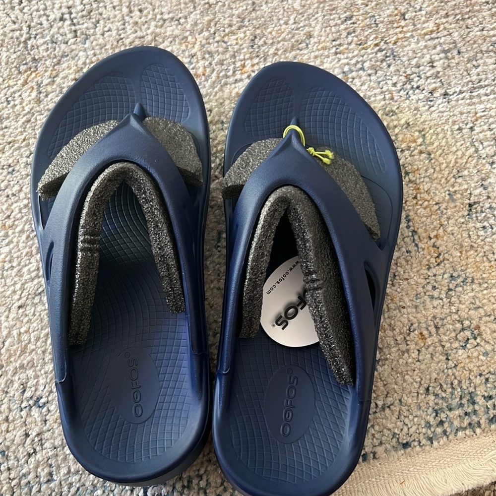 OOFOS Navy Recovery Flip flops thong sandals shoes women size 12 Men’s size 10 - Picture 8 of 12